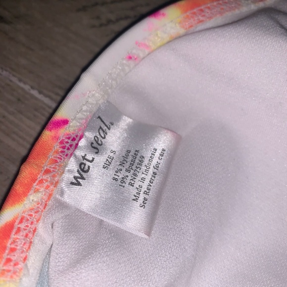Wet Seal Tie Dye Bikini size S - Picture 4 of 5